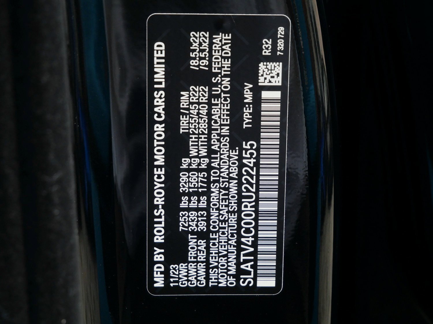 Used 2024 Rolls-Royce Cullinan image 38