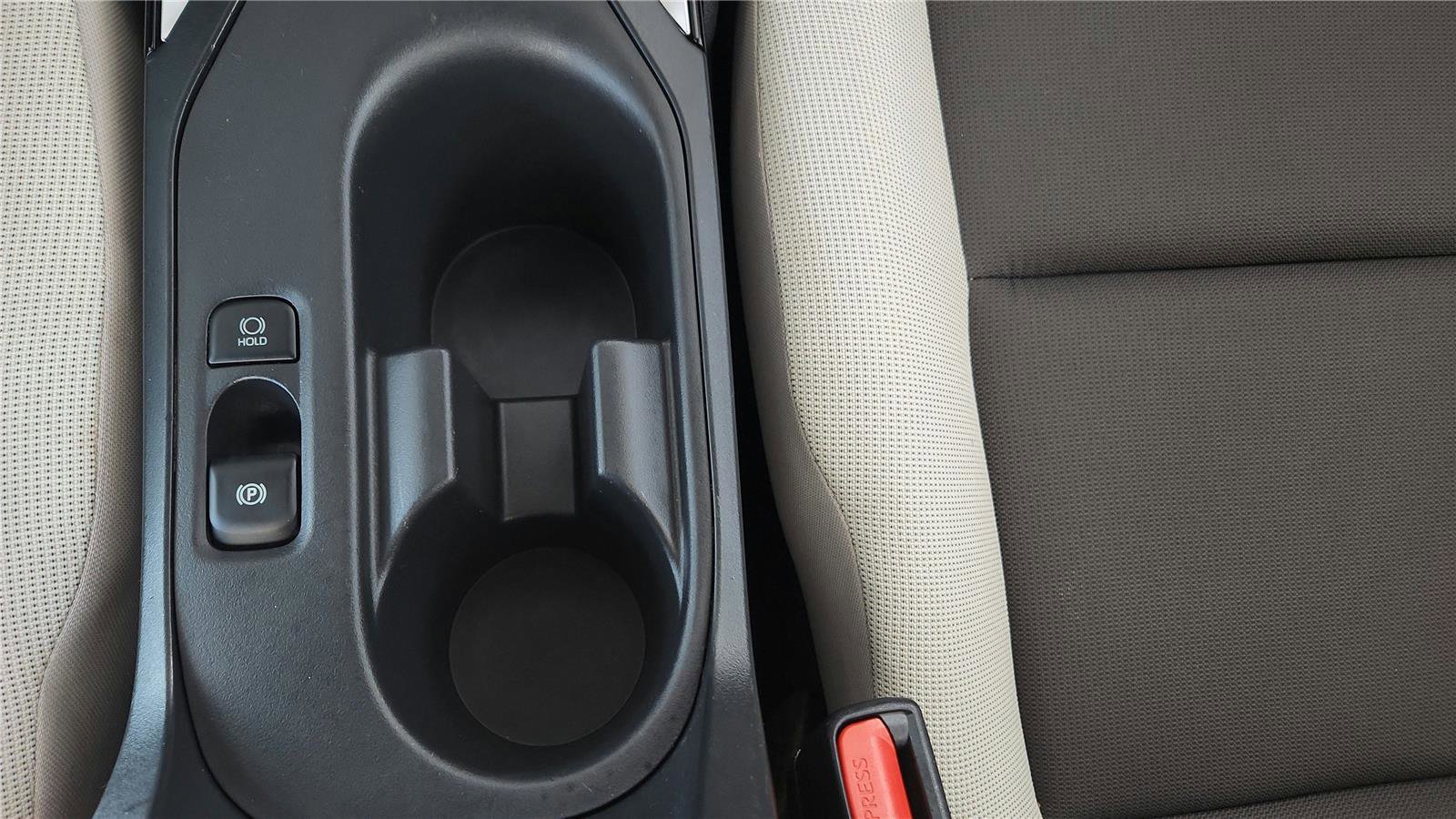 Used 2023 Toyota Corolla LE image 33