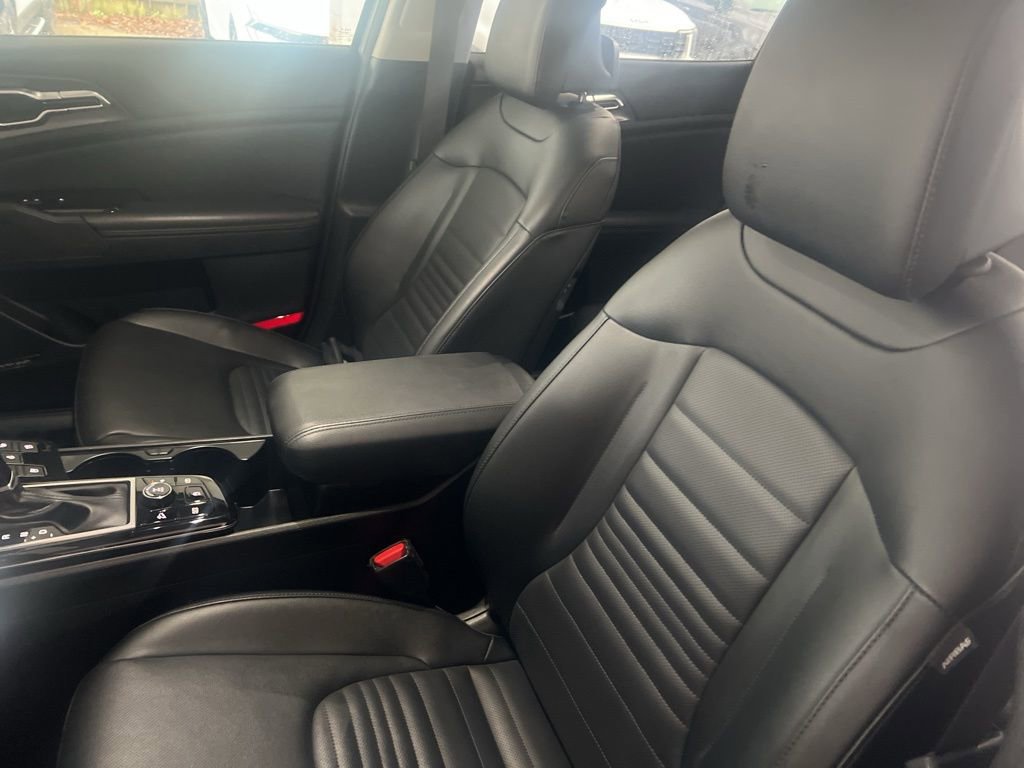 Certified 2023 Kia Sportage SX image 5