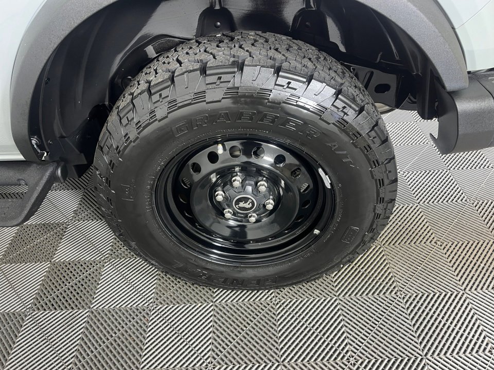 Used 2023 Ford Bronco Black Diamond image 25