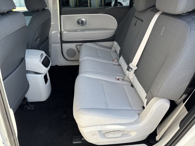 New 2026 Hyundai Ioniq 9 SE AWD/4WD image 12