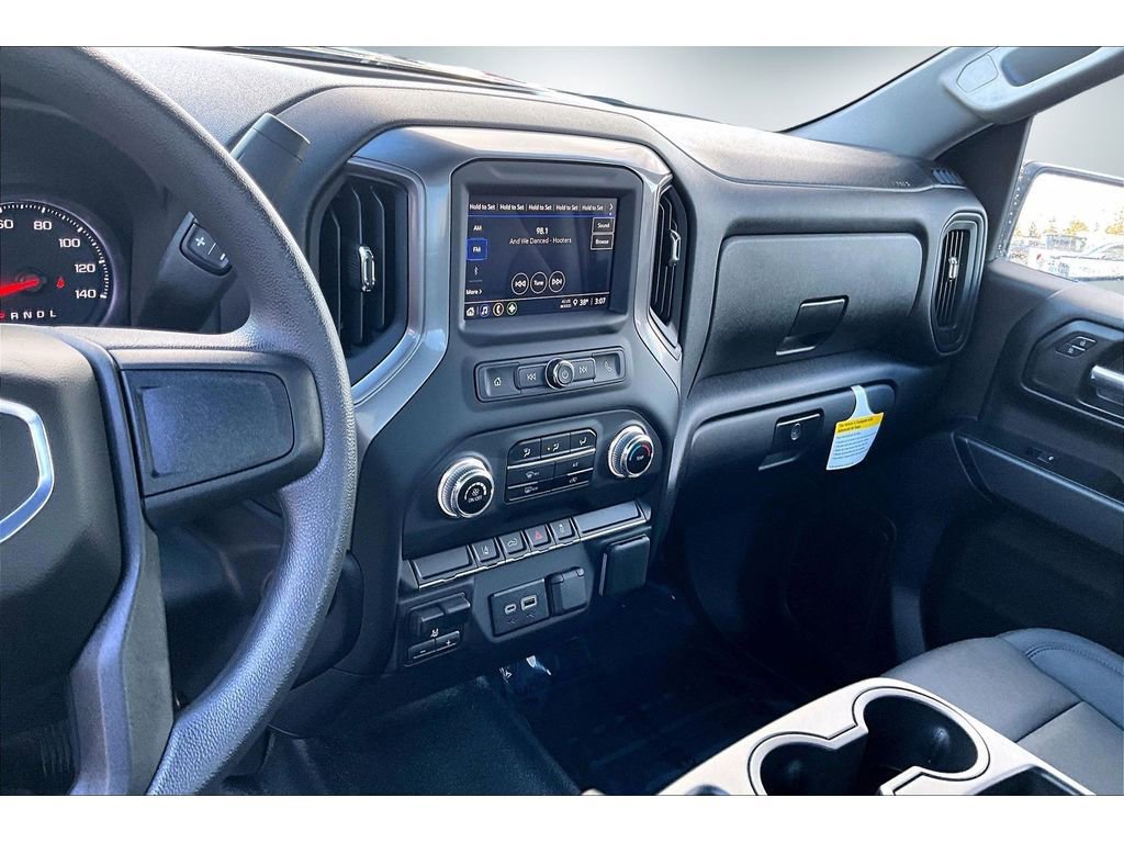 New 2025 GMC Sierra 2500 Pro w/ Convenience Package image 5