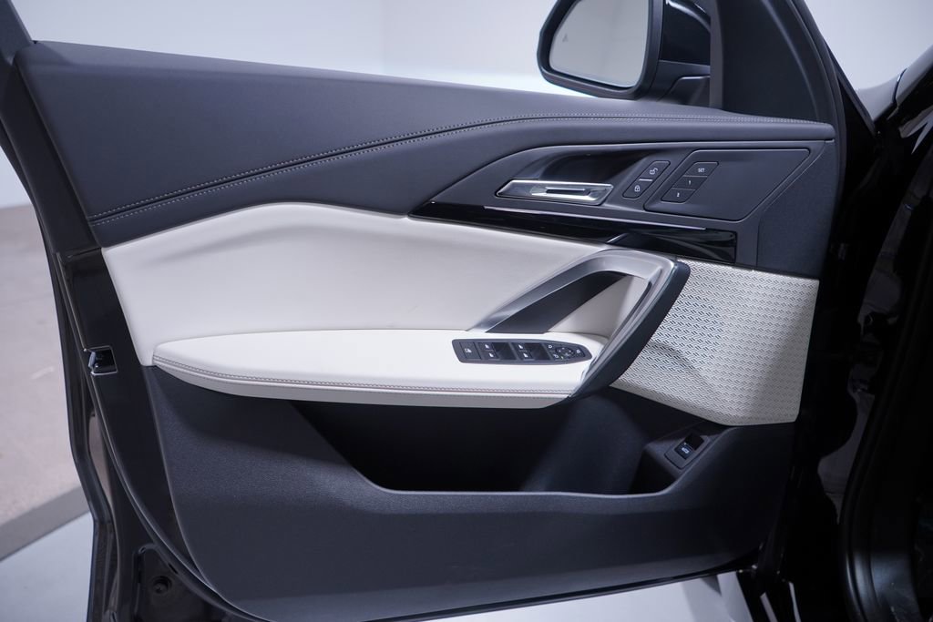 New 2026 BMW X1 xDrive28i w/ Convenience Package image 10