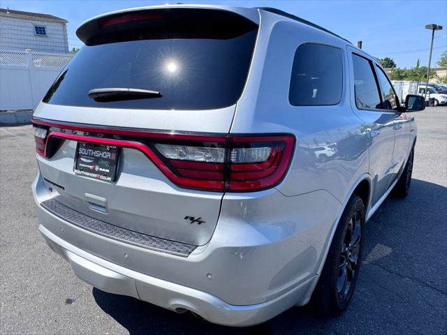 Certified 2025 Dodge Durango R/T w/ Blacktop Package AWD/4WD image 8