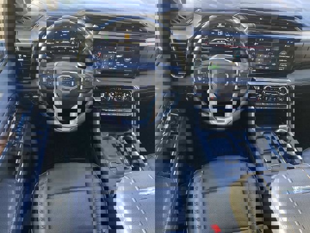 Used 2024 GMC Sierra 2500 Denali w/ Denali Reserve Package image 16