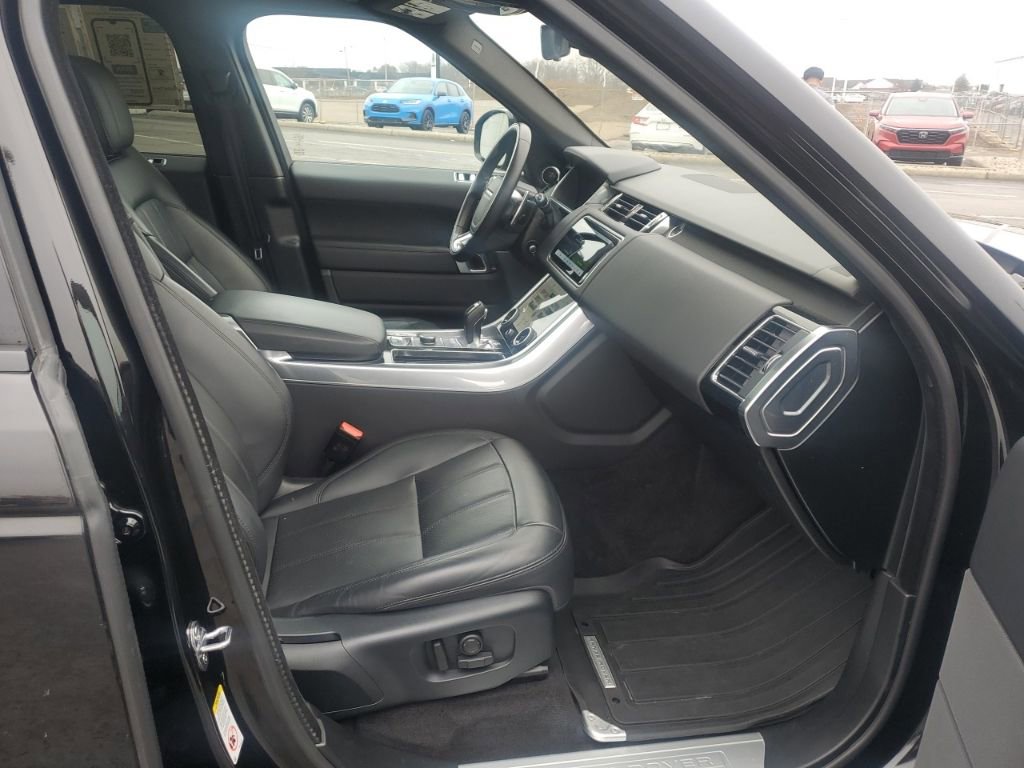 Used 2021 Land Rover Range Rover Sport HSE Silver Edition image 33