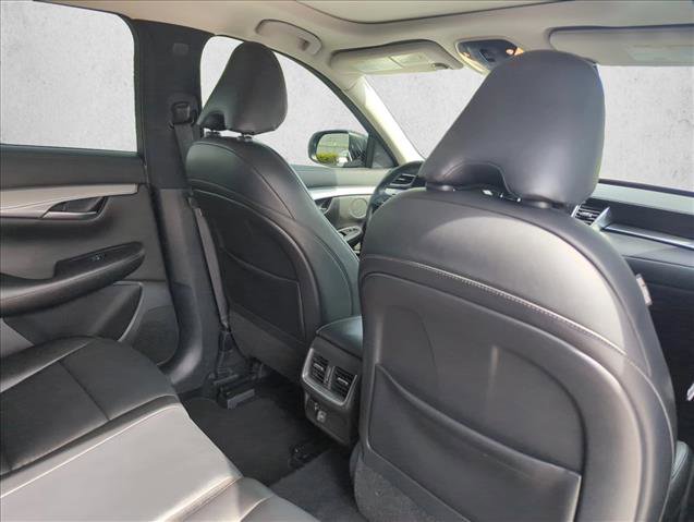 Used 2021 INFINITI QX50 Luxe FWD image 16