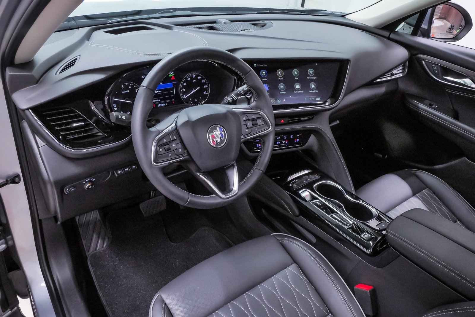 Used 2023 Buick Envision Avenir image 2