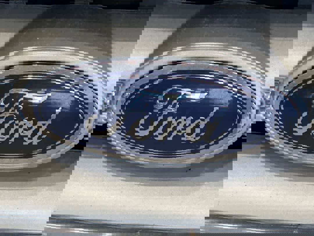 Used 2018 Ford Escape SEL w/ Ford Safe & Smart Package image 10