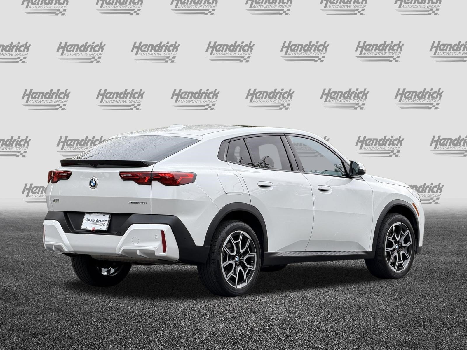 Used 2026 BMW X2 xDrive28i w/ Technology Package AWD/4WD image 5