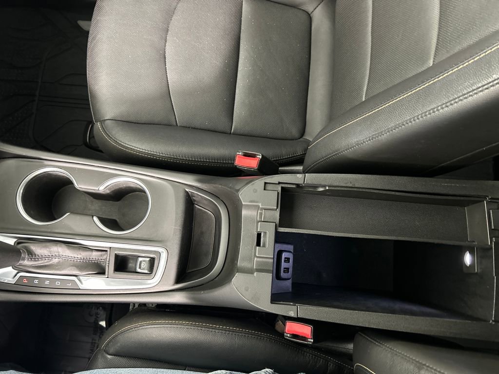 Used 2020 Chevrolet Equinox Premier w/ Premier Redline Edition image 14