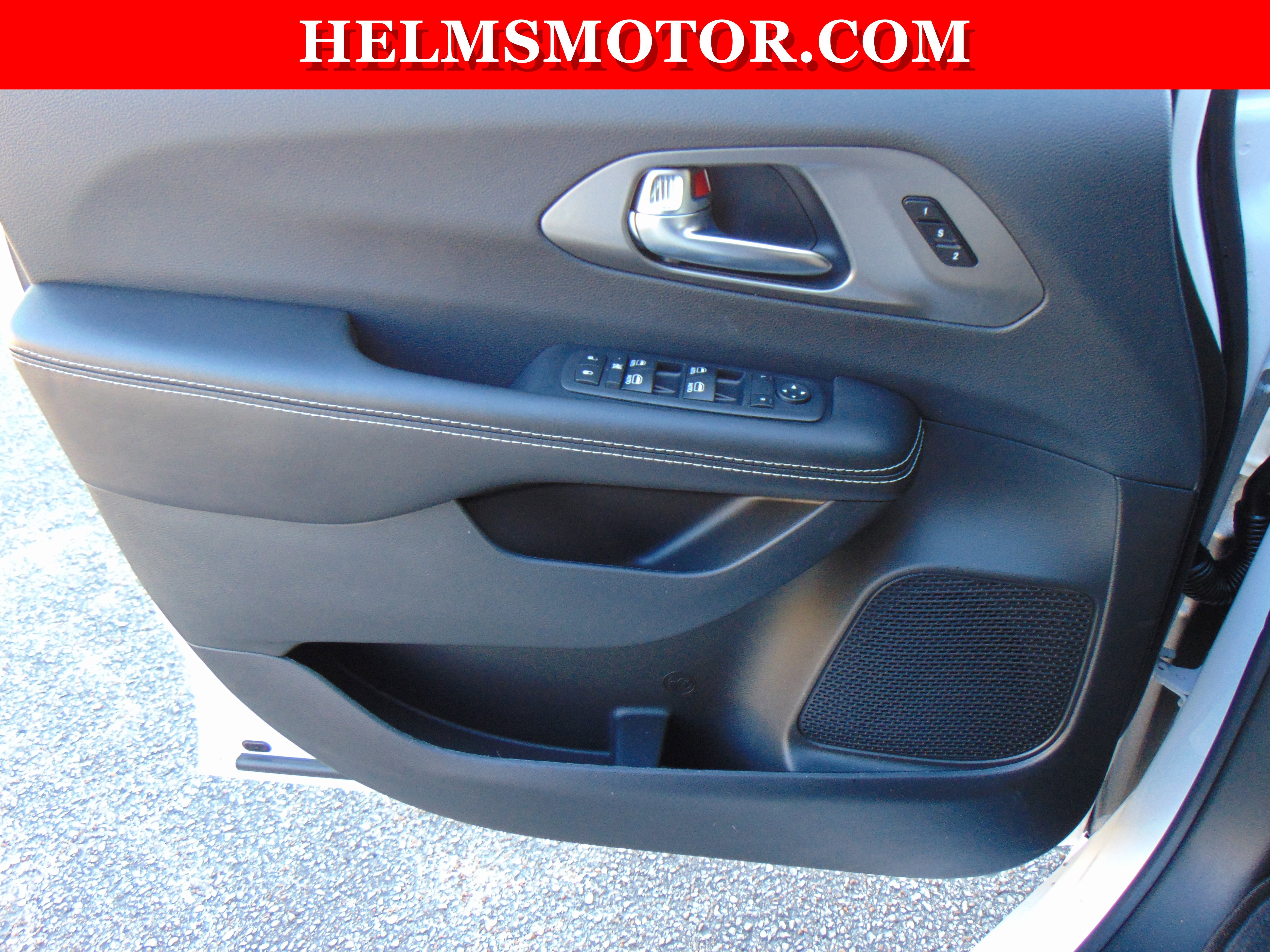 New 2026 Chrysler Pacifica Select image 24