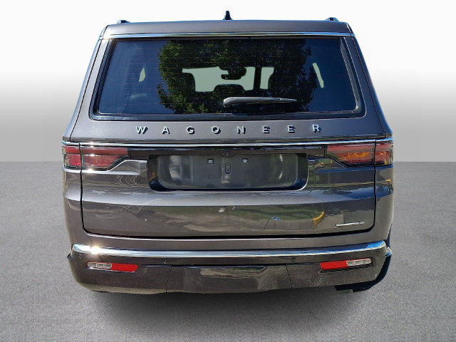 Used 2024 Jeep Wagoneer Series III AWD/4WD image 5