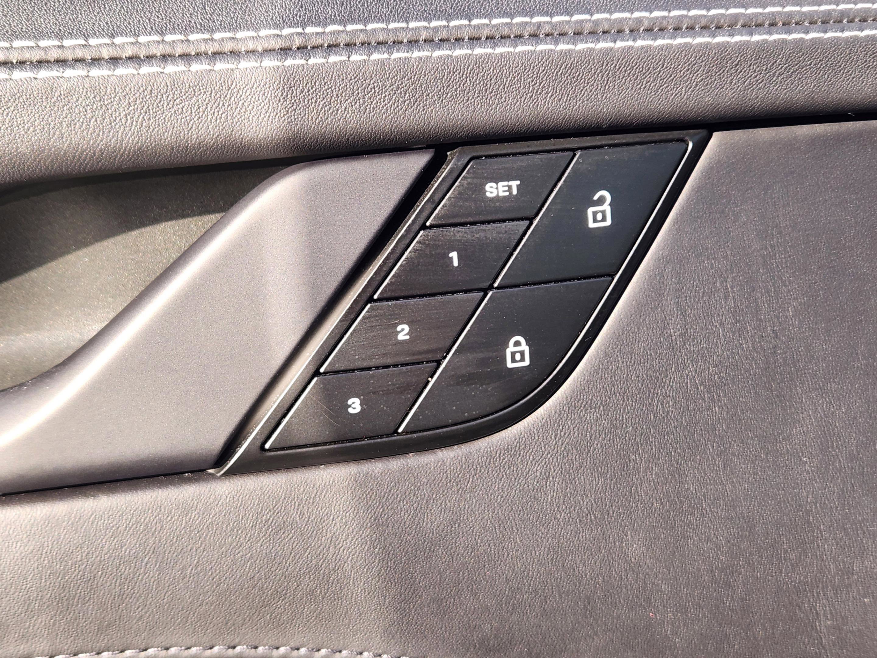 Used 2022 Porsche 911 Carrera 4 GTS image 24