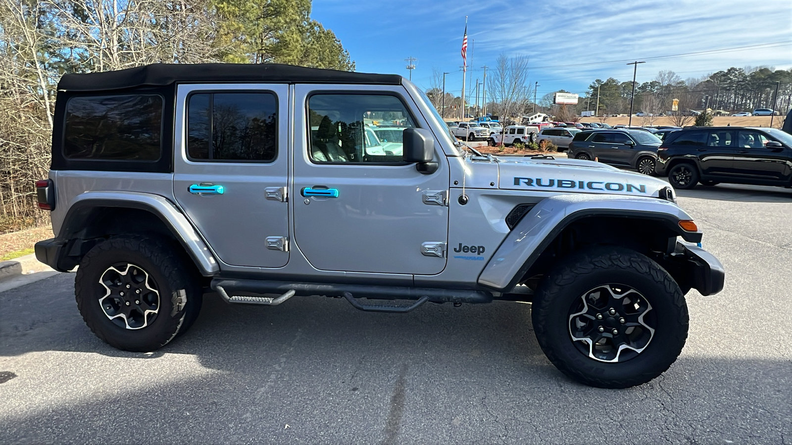 Used 2021 Jeep Wrangler Unlimited Rubicon 4xe w/ Cold Weather Group image 7