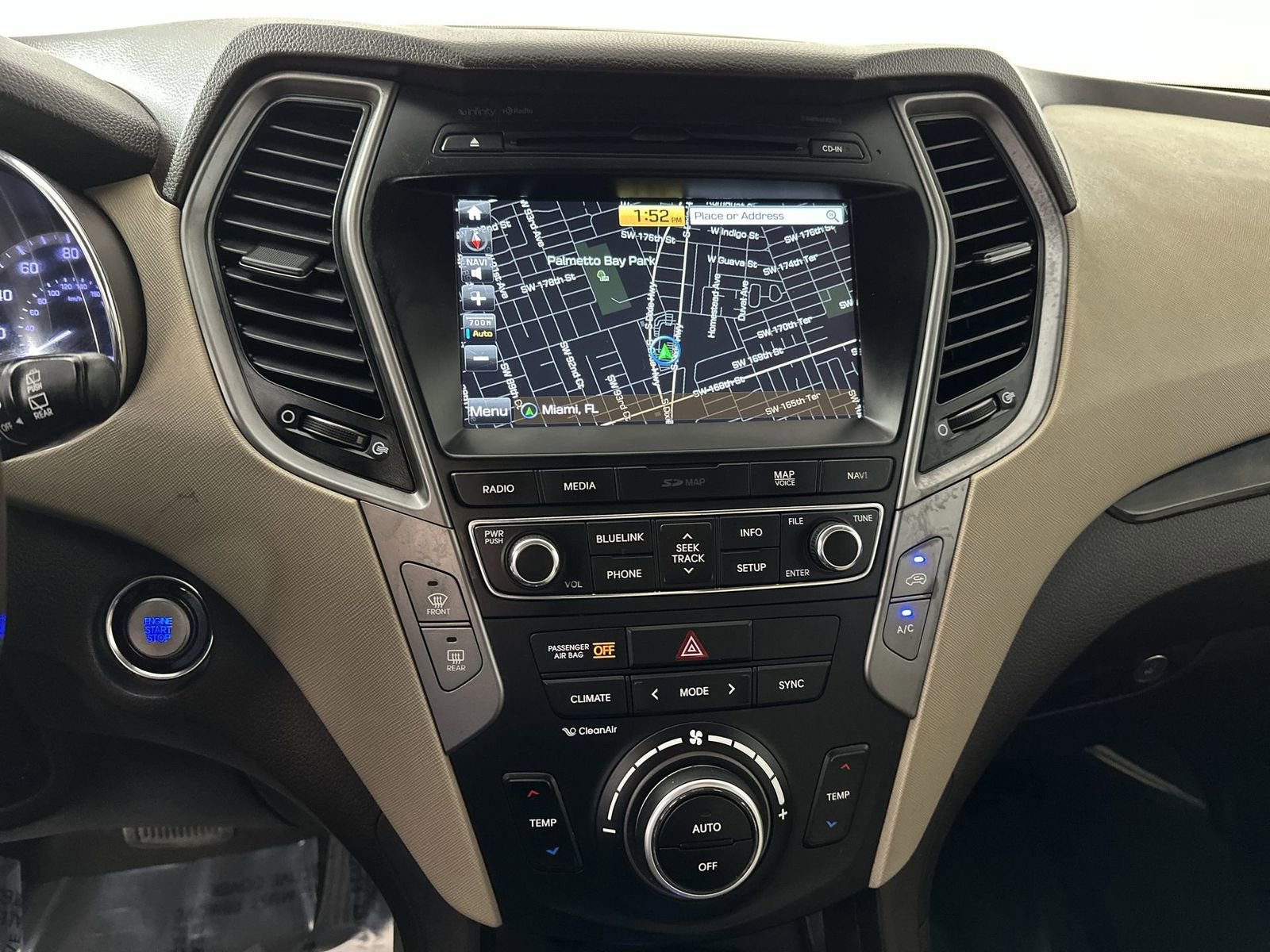 Used 2017 Hyundai Santa Fe Sport w/ 2.4L Tech Package 04 FWD image 21