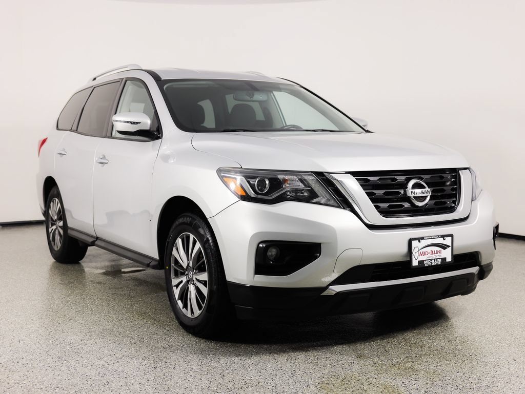 Used 2019 Nissan Pathfinder SV FWD image 10