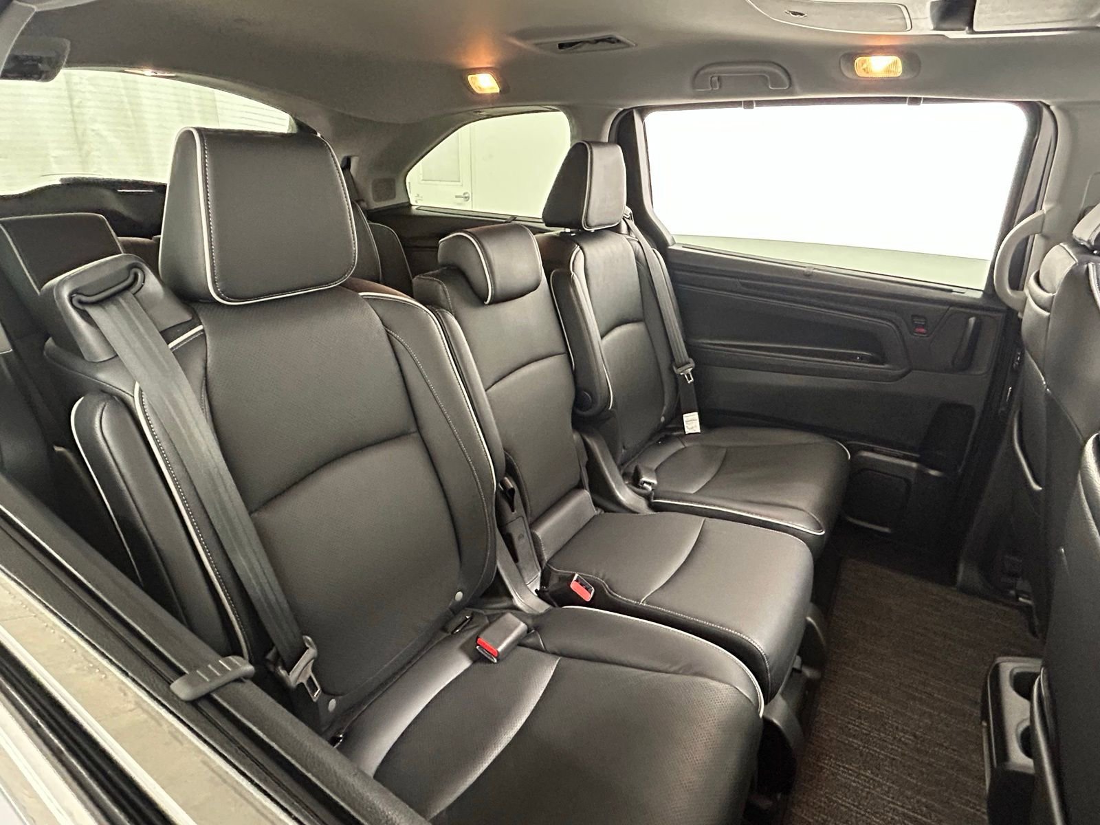 Used 2022 Honda Odyssey Elite image 40