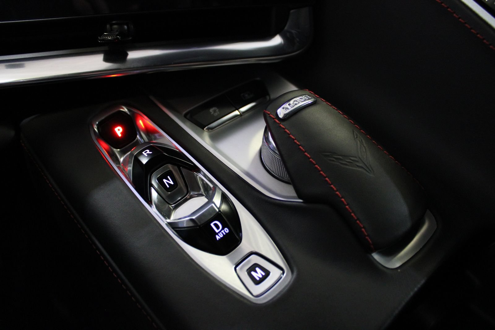 Used 2020 Chevrolet Corvette Stingray Premium Cpe w/ 3LT Preferred Equipment Group RWD image 35