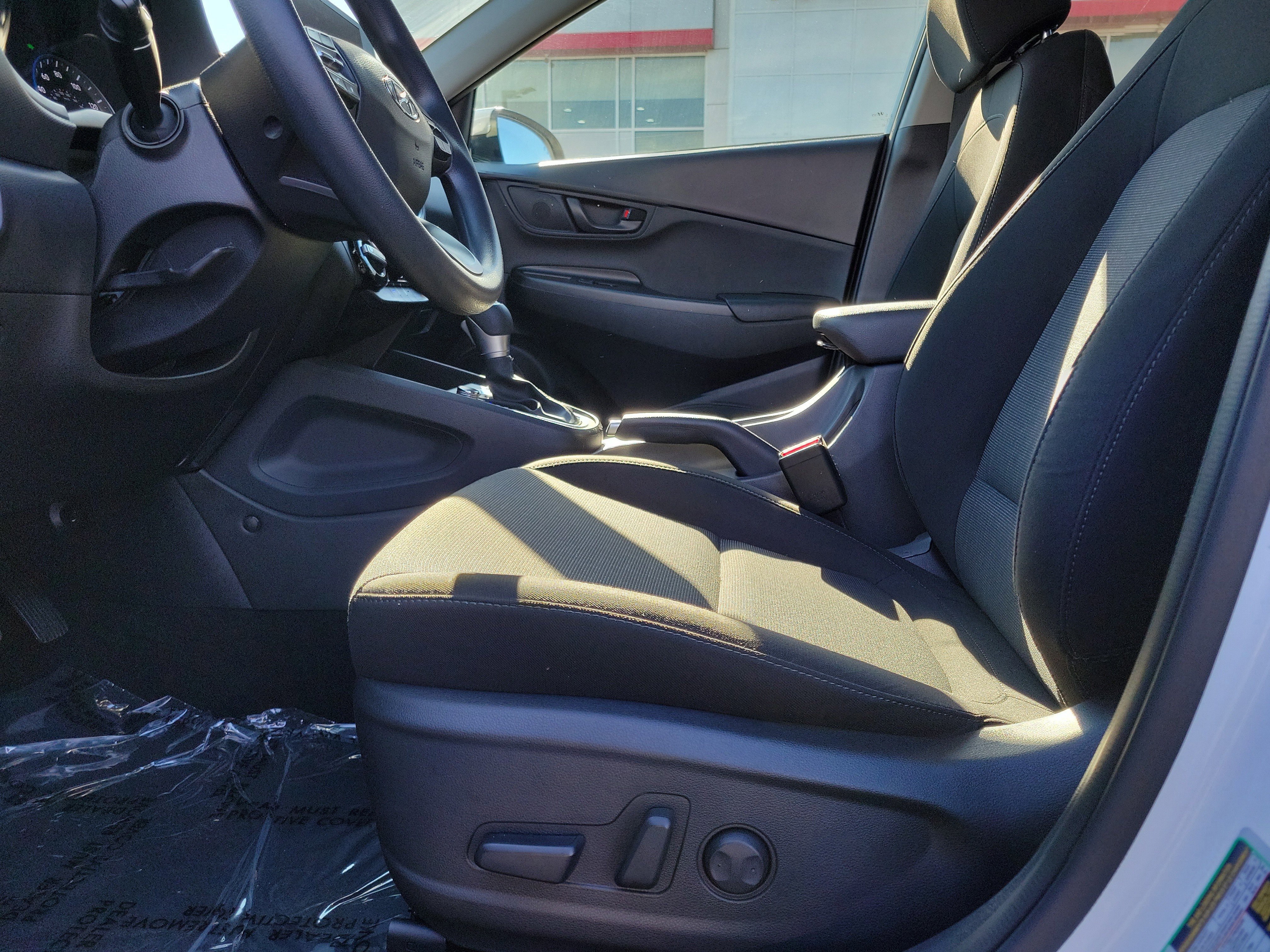 Used 2023 Hyundai Kona SEL w/ Cargo Package image 16