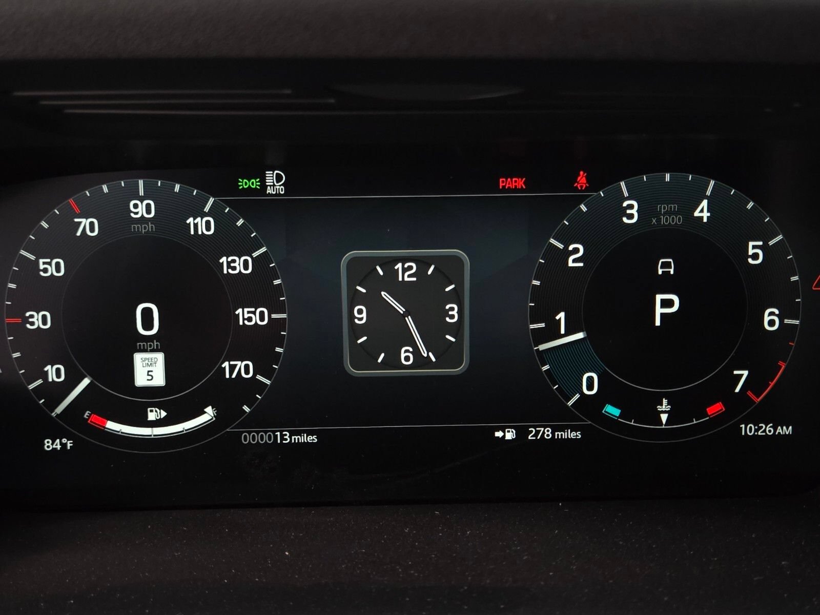 New 2026 Land Rover Discovery Sport Landmark AWD/4WD image 32