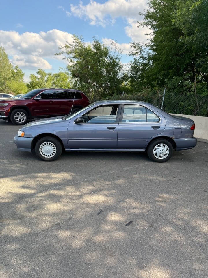 Used 1999 Nissan Sentra XE FWD image 3