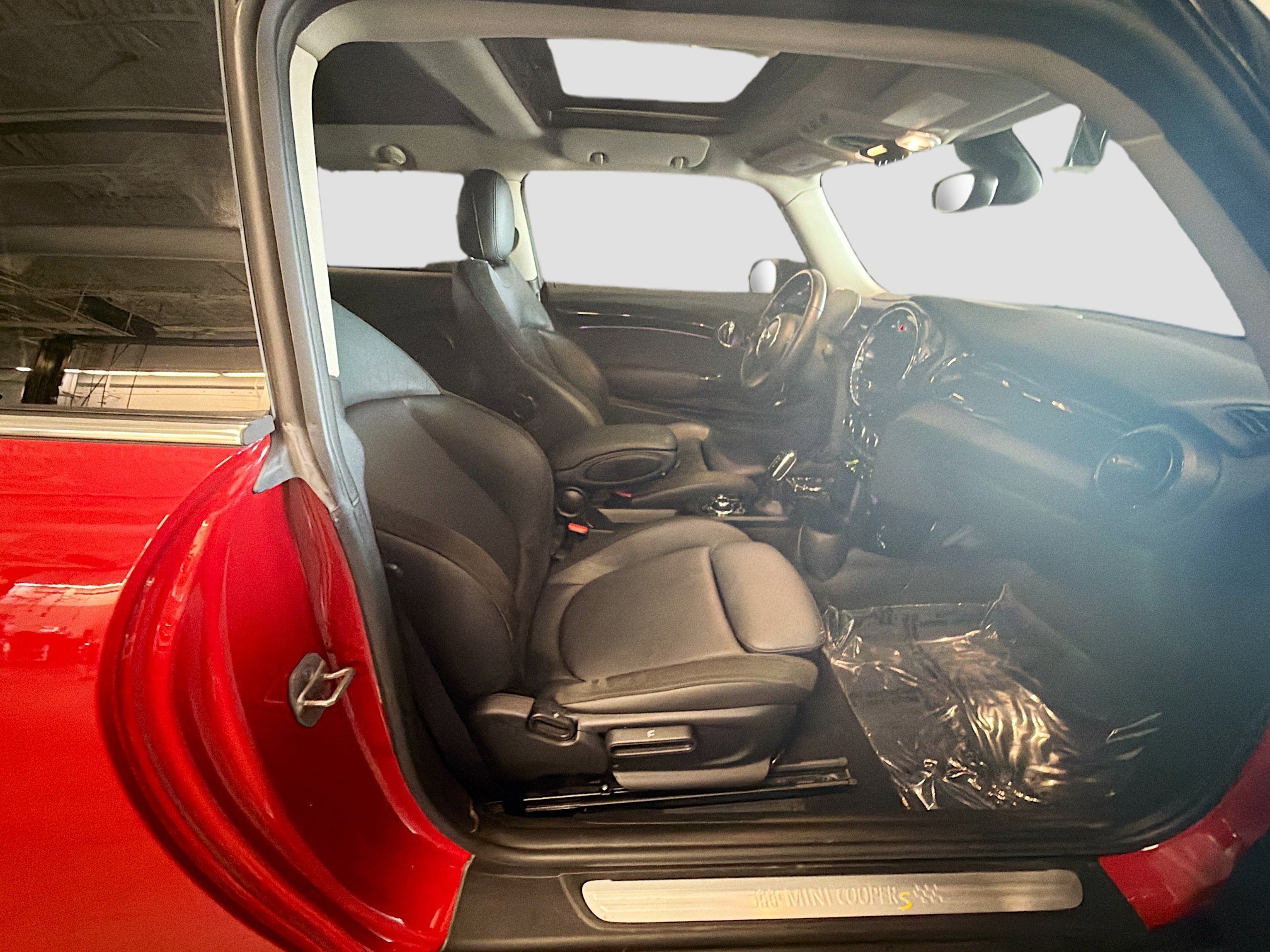 Used 2022 MINI Cooper SE w/ Driver Assistance Package FWD image 30