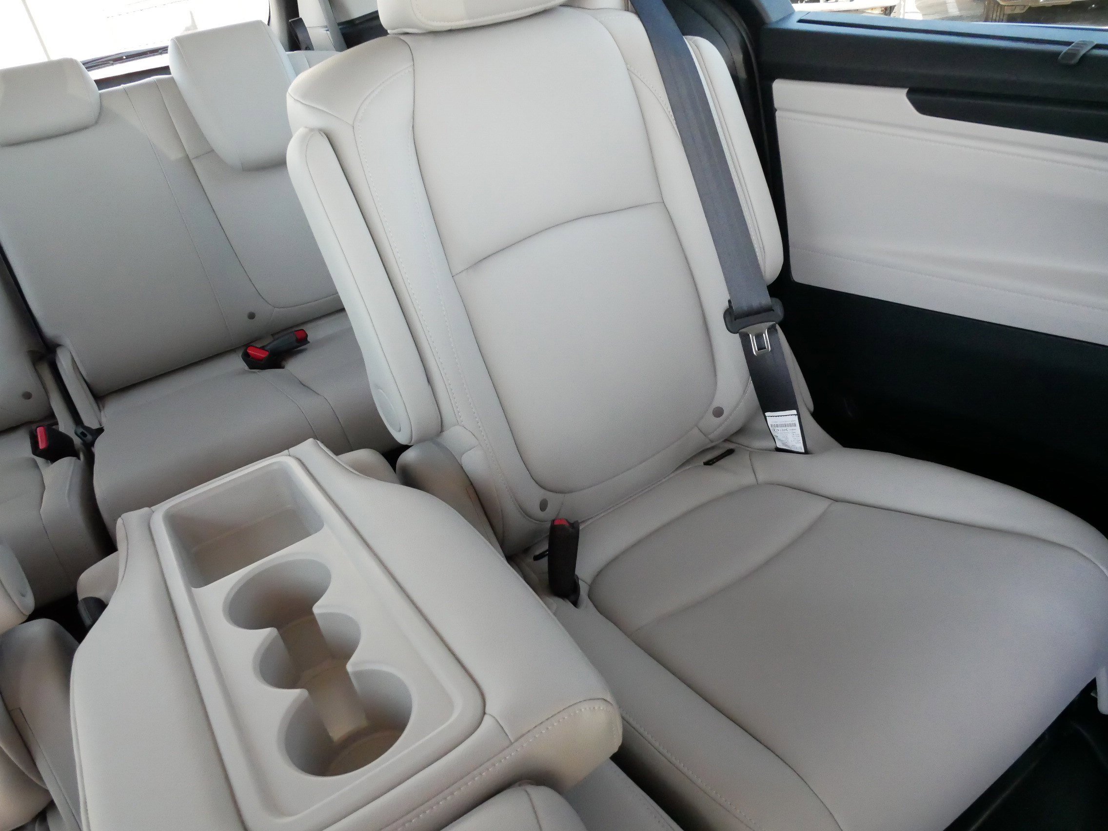 Certified 2026 Honda Odyssey EX-L image 14
