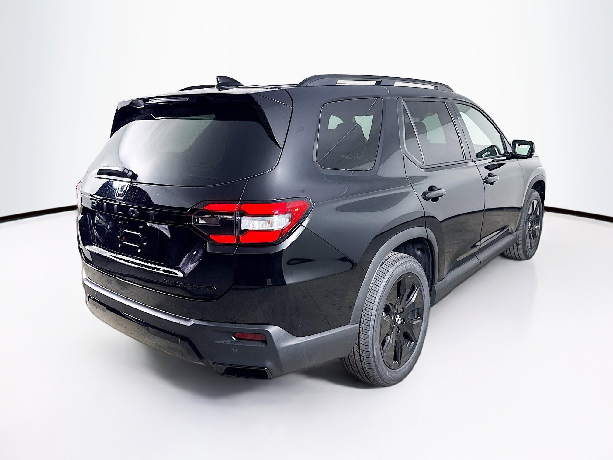 New 2026 Honda Pilot Black Edition image 34