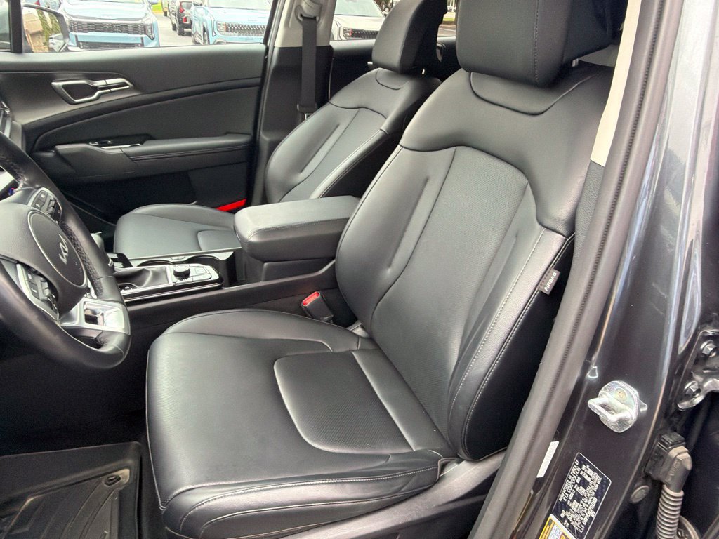 Used 2023 Kia Sportage EX AWD/4WD image 25