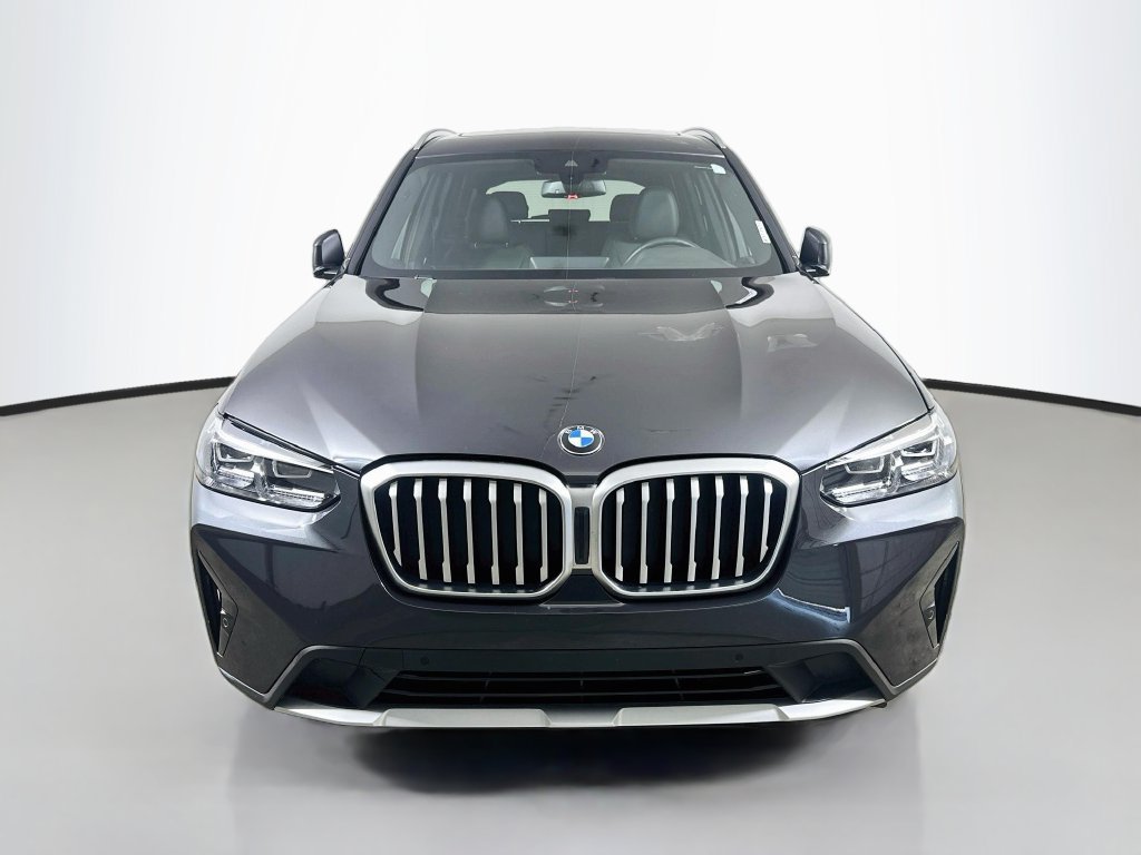 Used 2024 BMW X3 xDrive30i AWD/4WD image 2