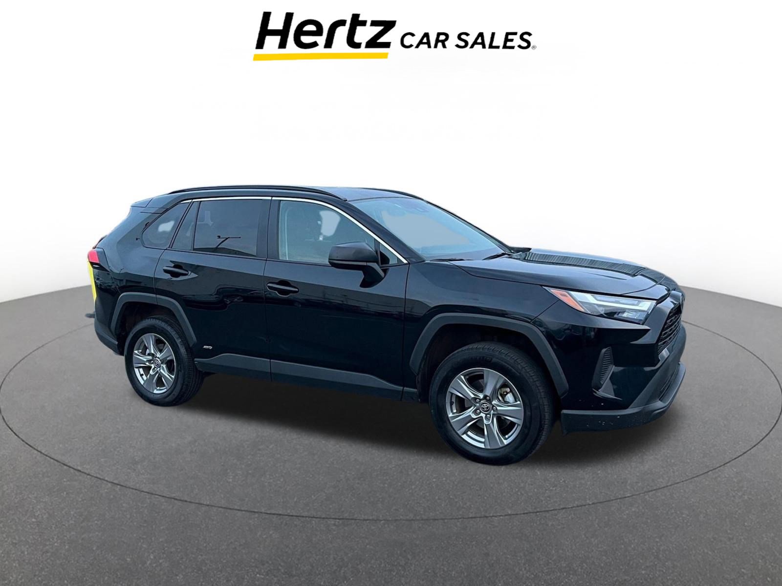 Used 2025 Toyota RAV4 LE video 1