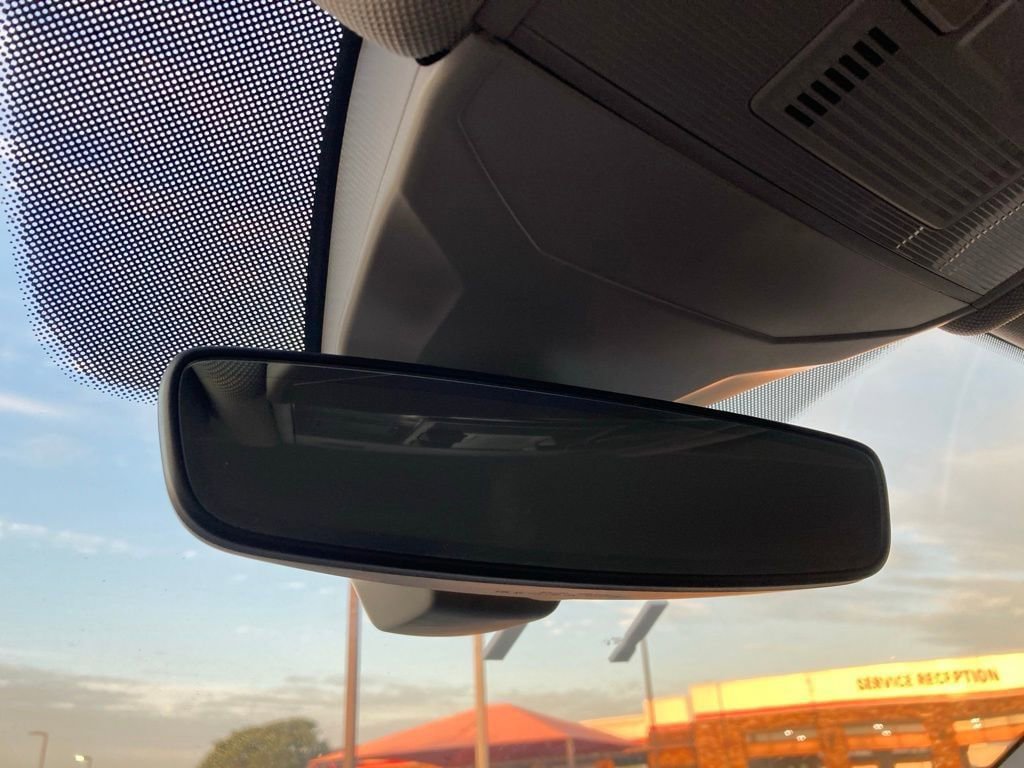 Used 2025 Volkswagen Jetta S image 24