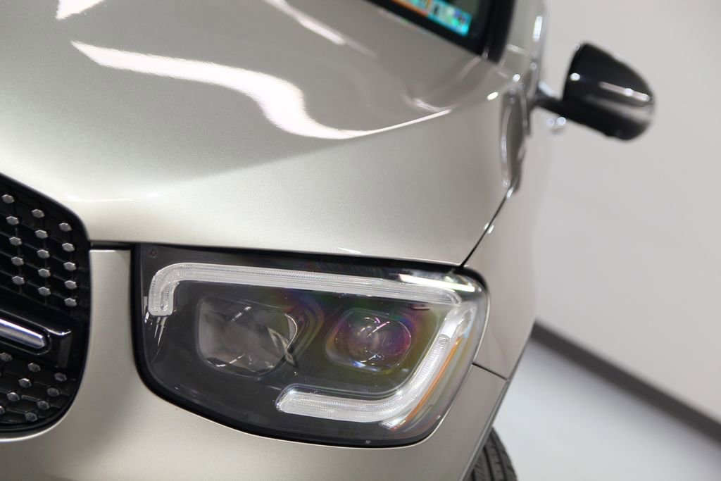Certified 2020 Mercedes-Benz GLC 300 4MATIC image 9