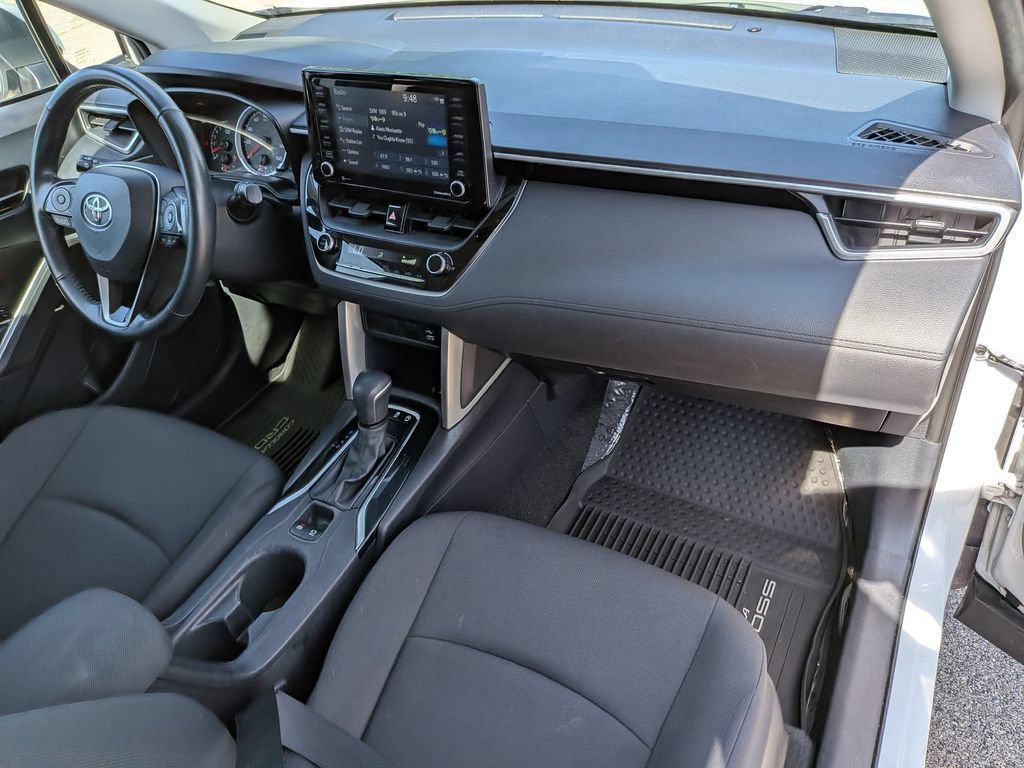 Used 2022 Toyota Corolla Cross LE w/ Black Badges Package (TMS) AWD/4WD image 31