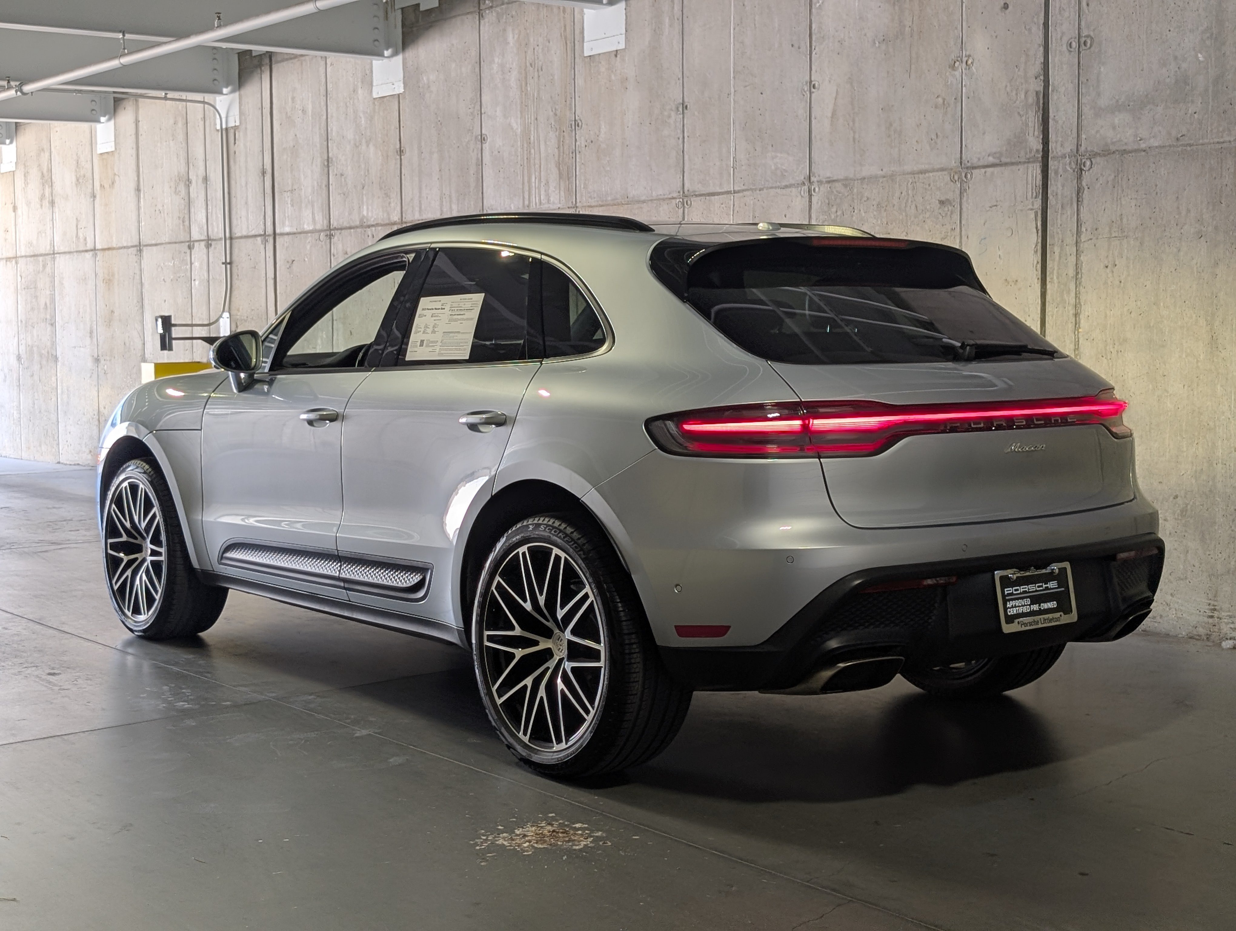 Certified 2023 Porsche Macan Turbo AWD/4WD image 3