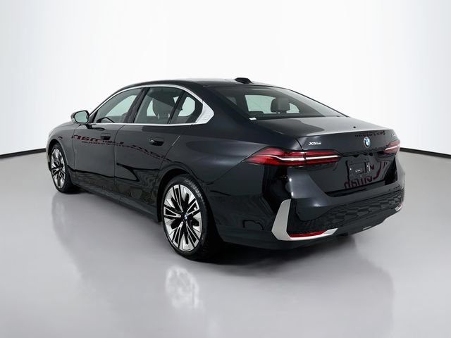 Used 2026 BMW 540i xDrive AWD/4WD image 5