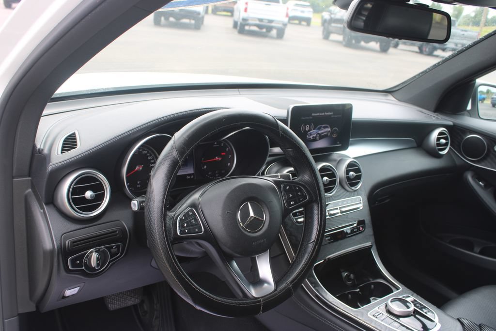 Used 2017 Mercedes-Benz GLC 300 image 24
