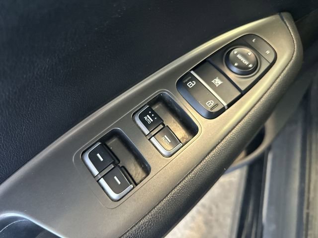 Used 2019 Kia Optima S w/ S Panoramic Sunroof Package FWD image 17