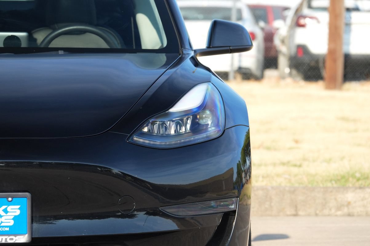Used 2023 Tesla Model 3 Standard Range RWD image 22