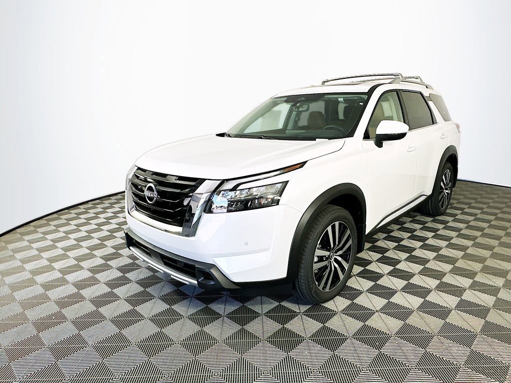 New 2025 Nissan Pathfinder Platinum w/ Cargo Package image 5