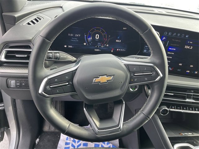 Used 2025 Chevrolet Traverse LT image 14