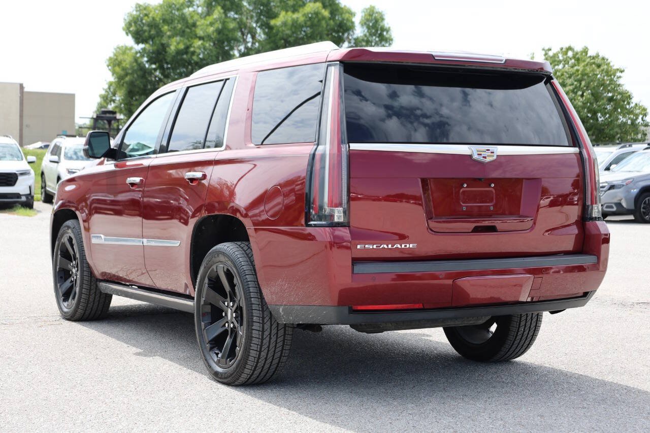 Used 2016 Cadillac Escalade Premium AWD/4WD image 11