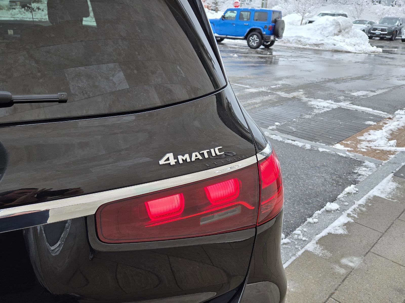 Used 2025 Mercedes-Benz GLS 450 4MATIC image 16
