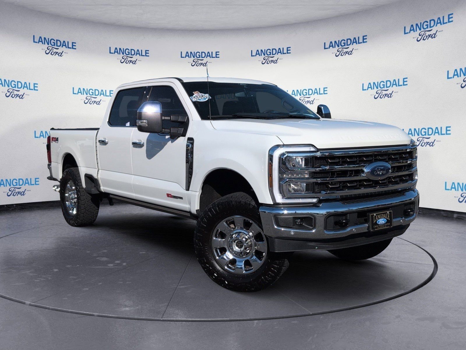 Used 2025 Ford F250 King Ranch w/ Chrome Package image 2