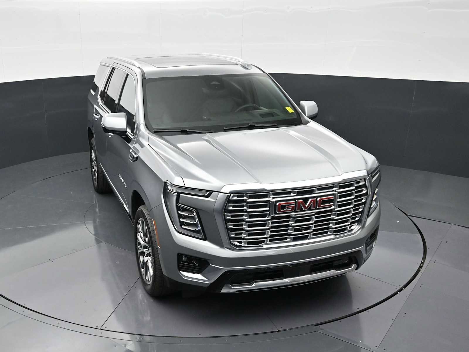 Used 2025 GMC Yukon Denali w/ Denali Reserve Package AWD/4WD image 19