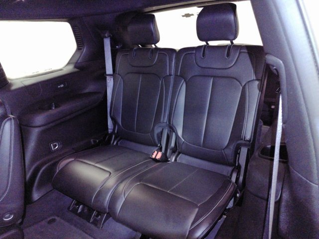 Used 2024 Jeep Grand Cherokee L Limited w/ Luxury Tech Group II image 18