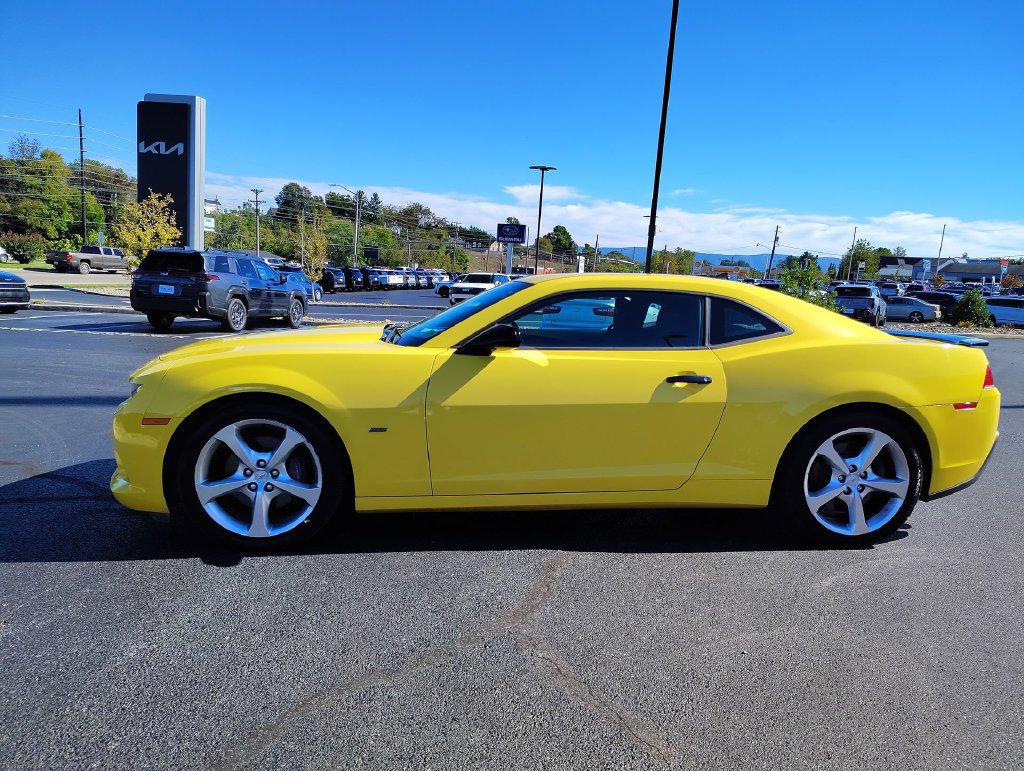 Used 2015 Chevrolet Camaro SS RWD image 3