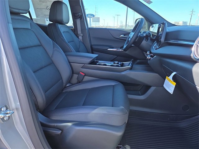 New 2026 Chevrolet Equinox LT w/ Convenience Package II image 18