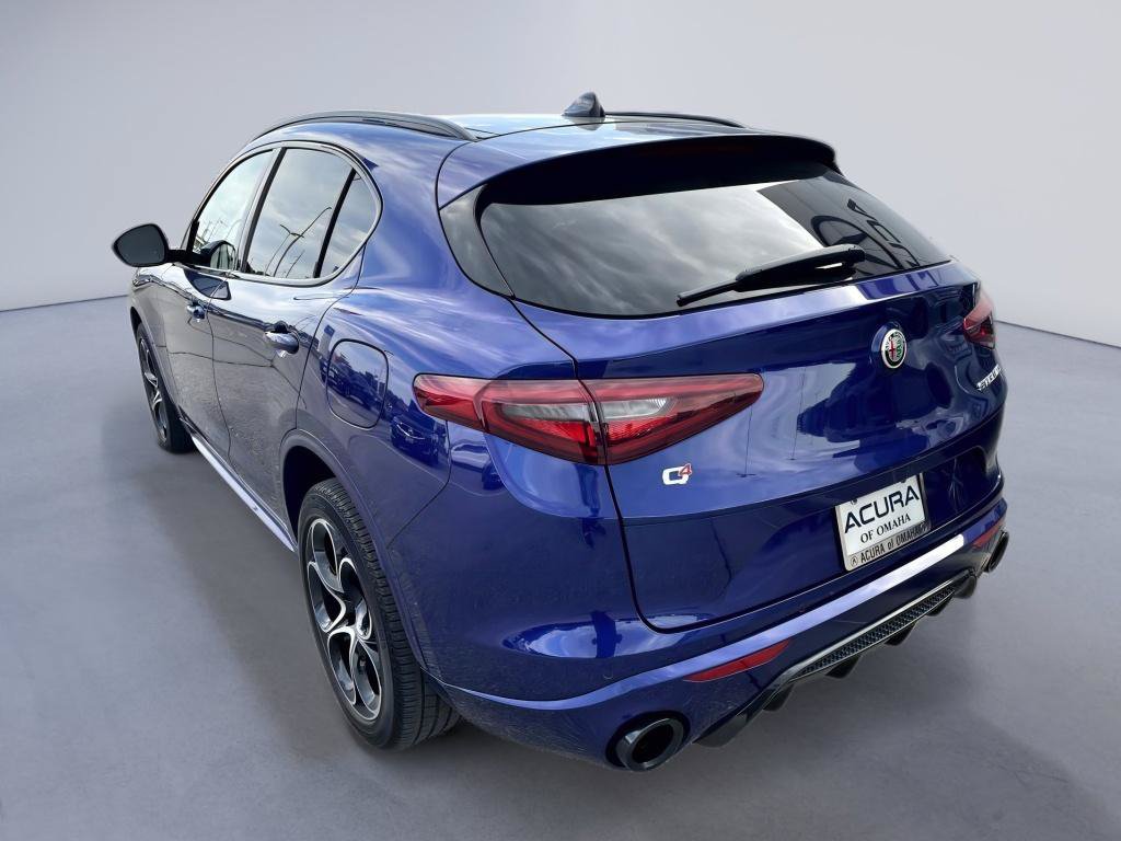 Used 2021 Alfa Romeo Stelvio Ti Sport AWD/4WD image 2